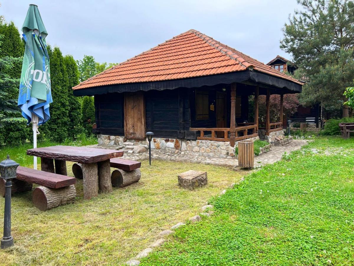 Satul Traditional Runcu  Exterior photo